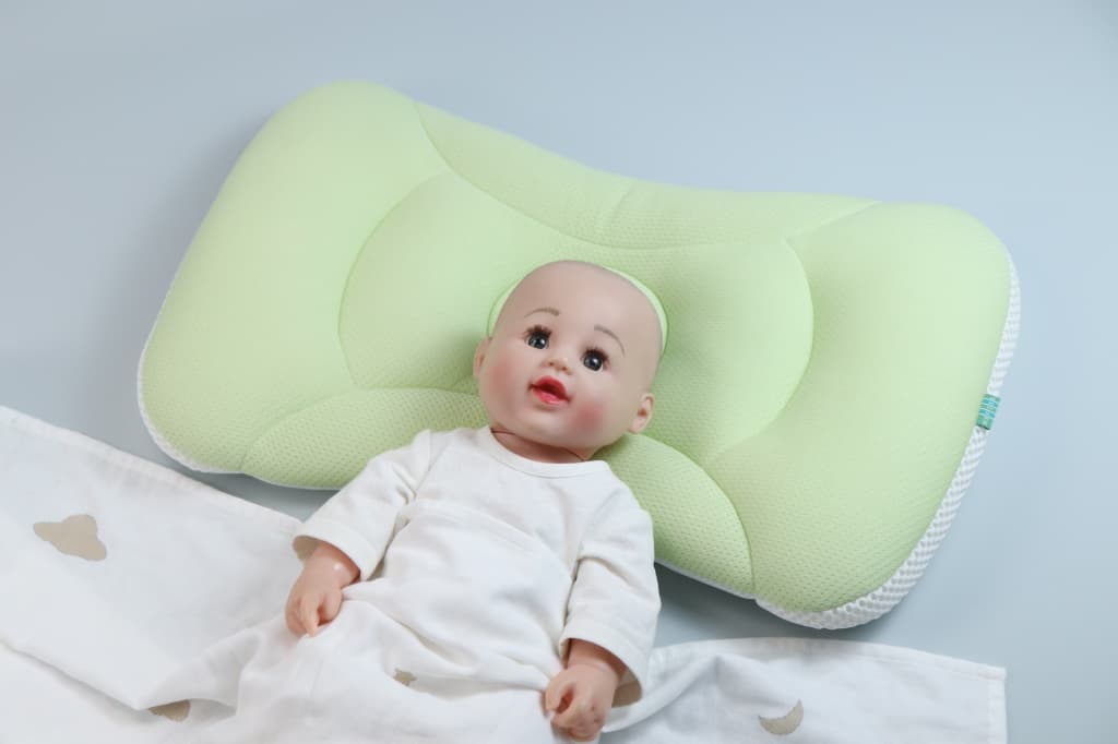 Two Neck Heights for Growing Kids