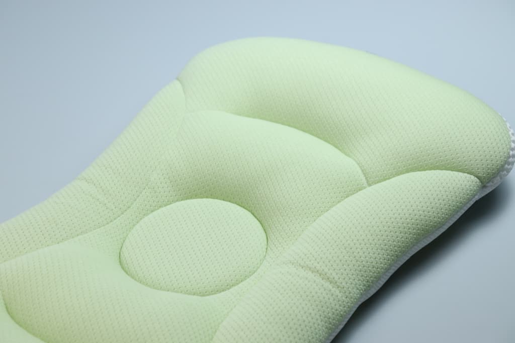 Breathable Head and Side Zones