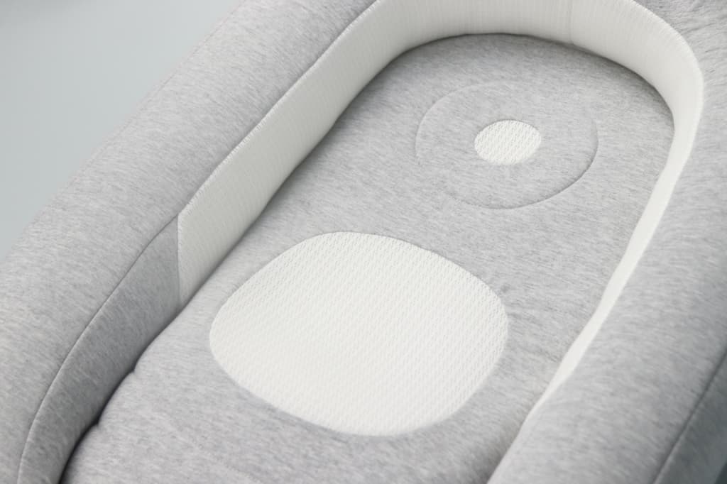 Lyocell Mesh and Organic Cotton Surface