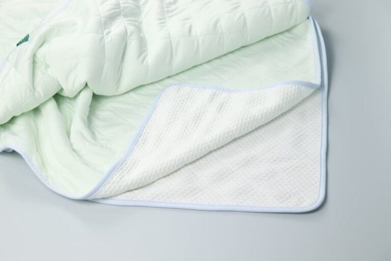 Reversible Cooling Lyocell Weighted Summer Blanket