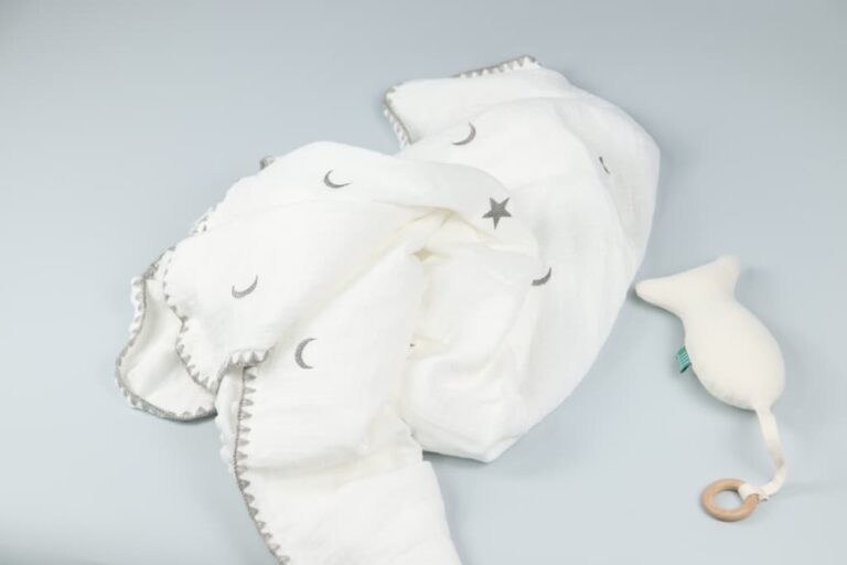 Reversible Cotton Gauze Baby Travel Blanket