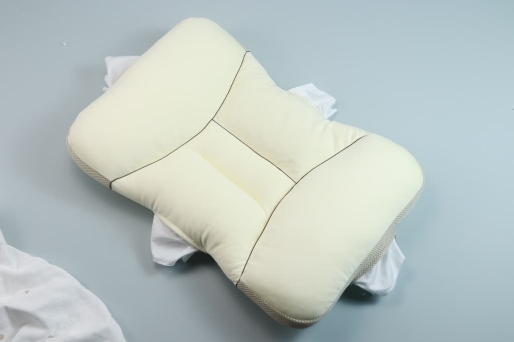 4-Zone Adjustable Cervical Support Adult Pillow
