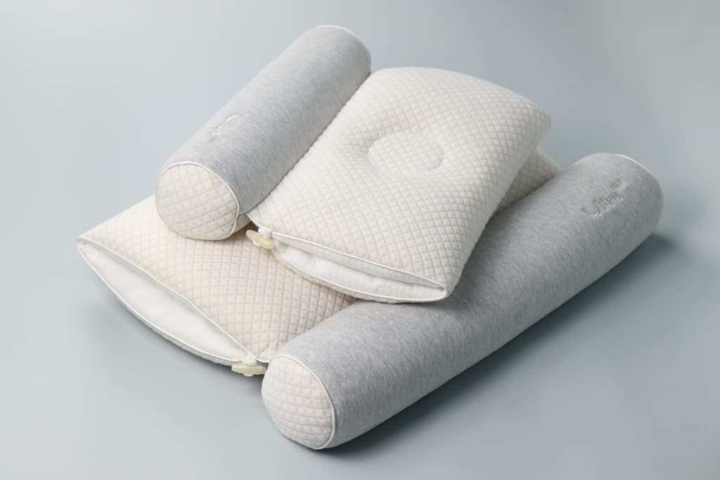 Adjustable Travel Neck Support Pillow