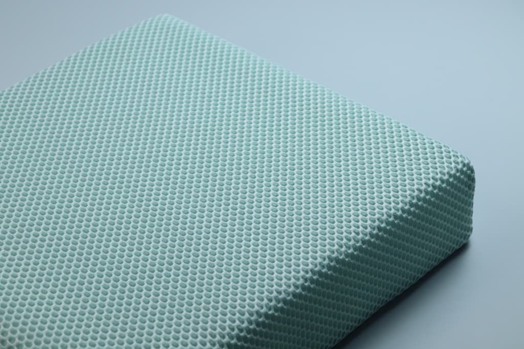 Breathable Mesh on Every Side