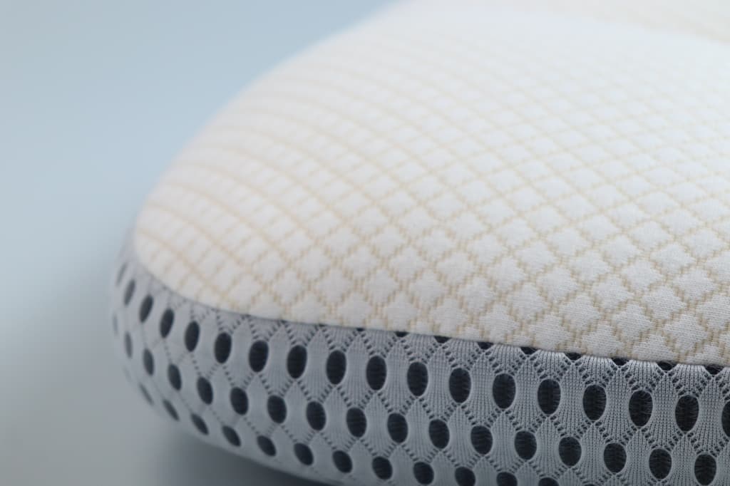 Compressible Snow Ball Fiber